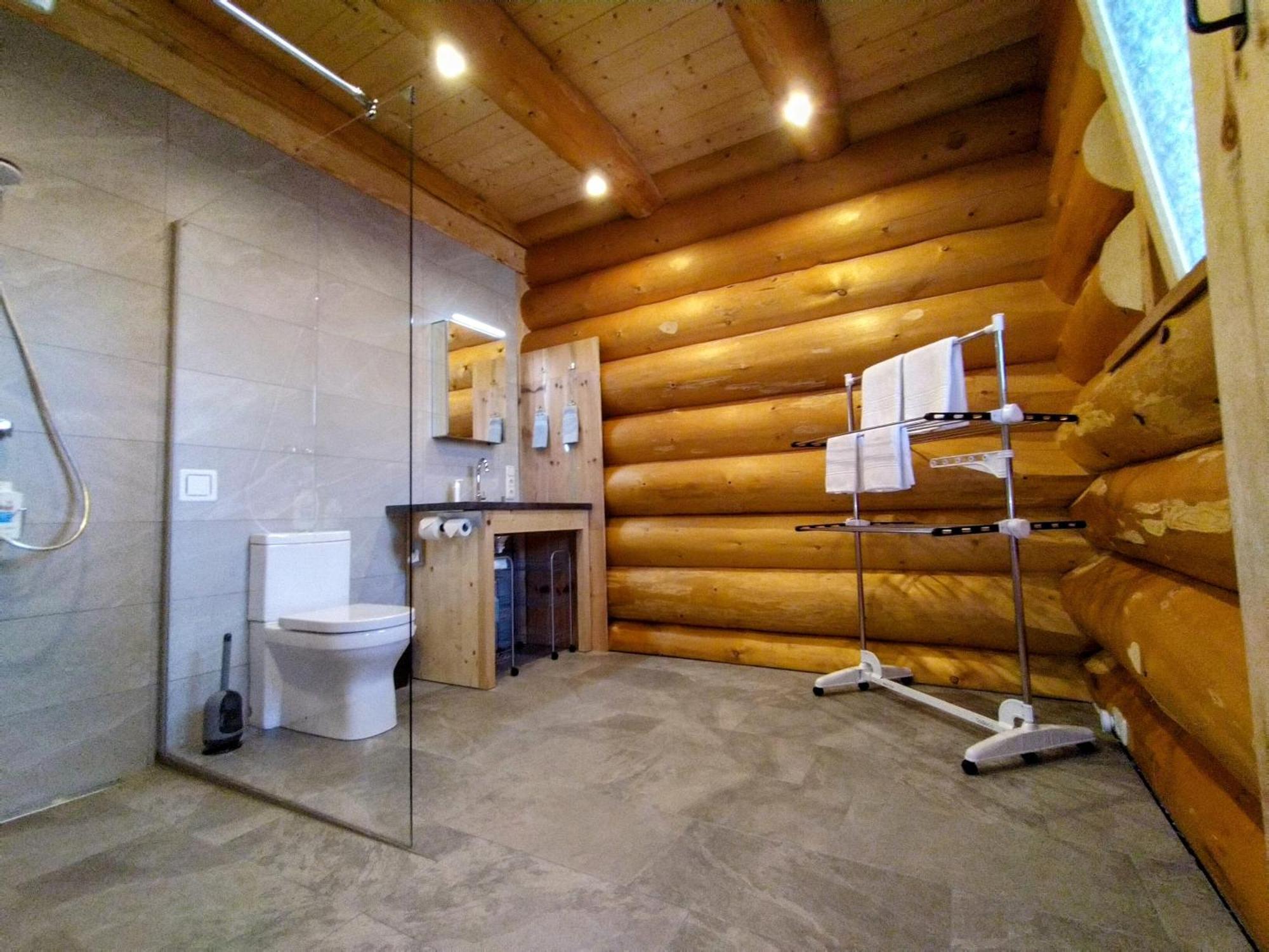 Chalet Helen Deluxe Zimmer (Adults Only) باد غويسرن المظهر الخارجي الصورة